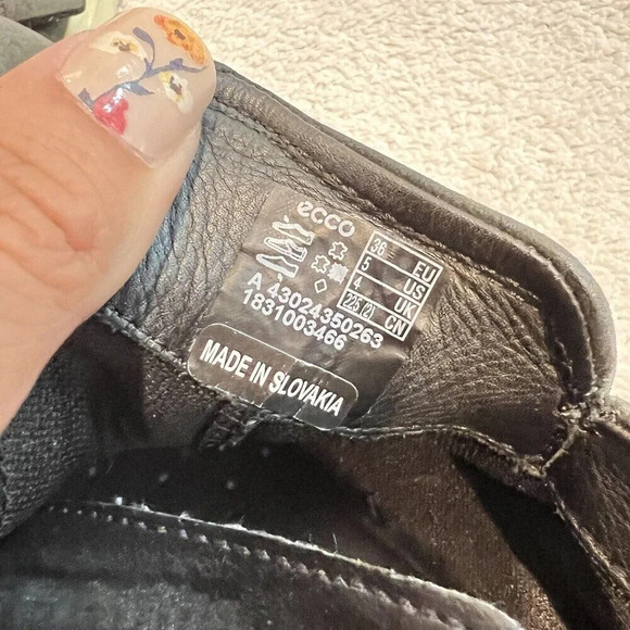 Ecco Soft 7 Womens Gray Suede Booties Leather Low Top 5, EU 36 Zip Casual Shoes - Picture 3 of 11